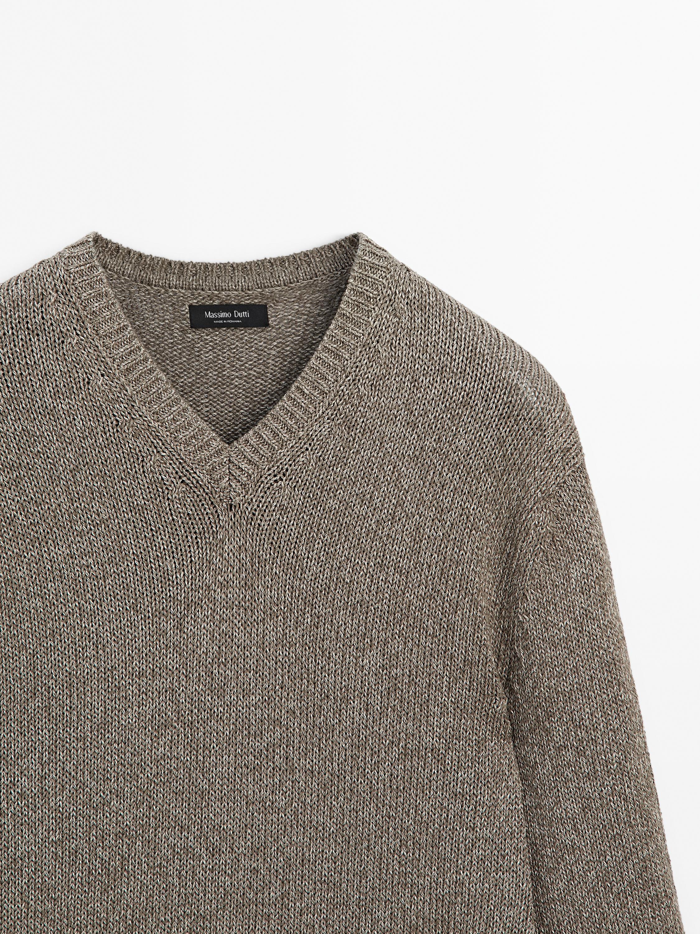 Melange knit V-neck sweater